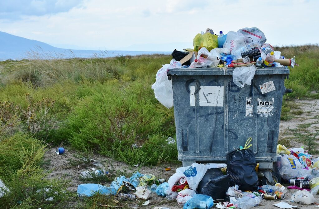 Plastic is garbage